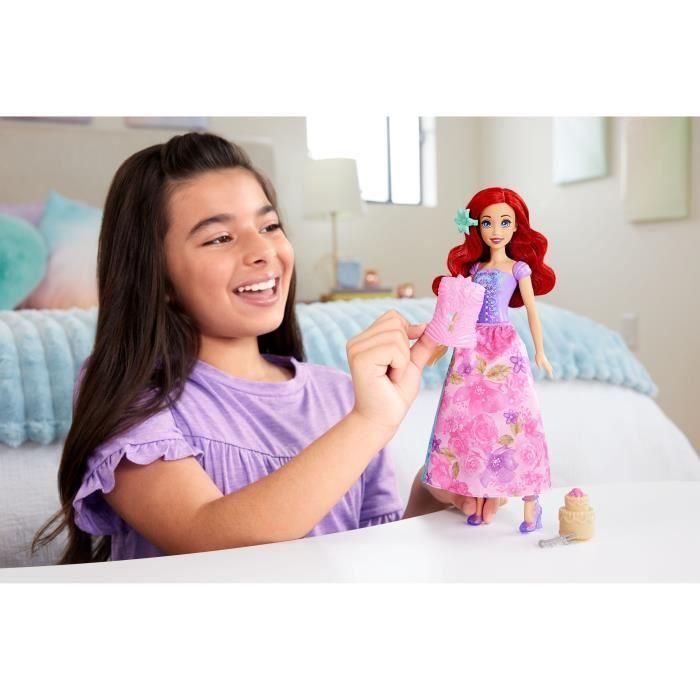 Spin & Reveal Ariel Mattel Poupée Disney Princesses avec 11 surprises HTV88