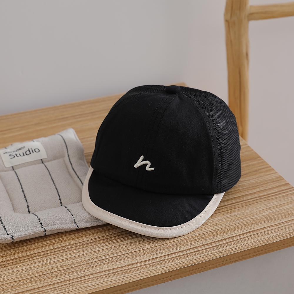 Solid- Minimalist Embroidered Baseball Cap, Summer Breathable Mesh Children's Sun-Protective Beanie with Brim