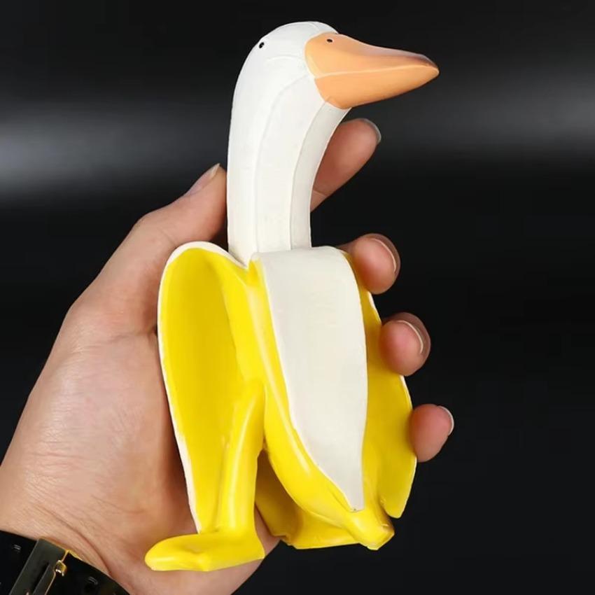 Banana Duck Art Statue Whimsical Peeled Banana Duck Decoration Creative Craft Artwork for Garden Yard Lawn Resin Garden Statues