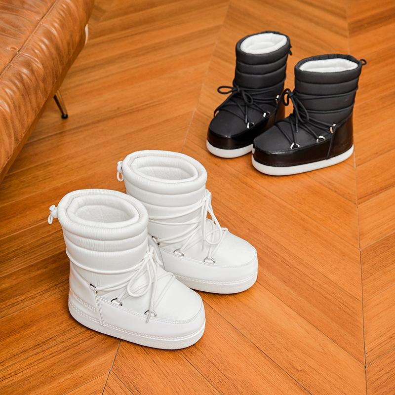 Waterproof and non-slip space boots 2025 winter new short tube thickened thermal cotton shoes big snow boots women