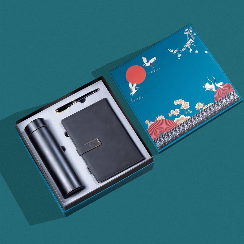 Wo Ding Business Gift Set with Insulated Ceramic Mug & Notebook