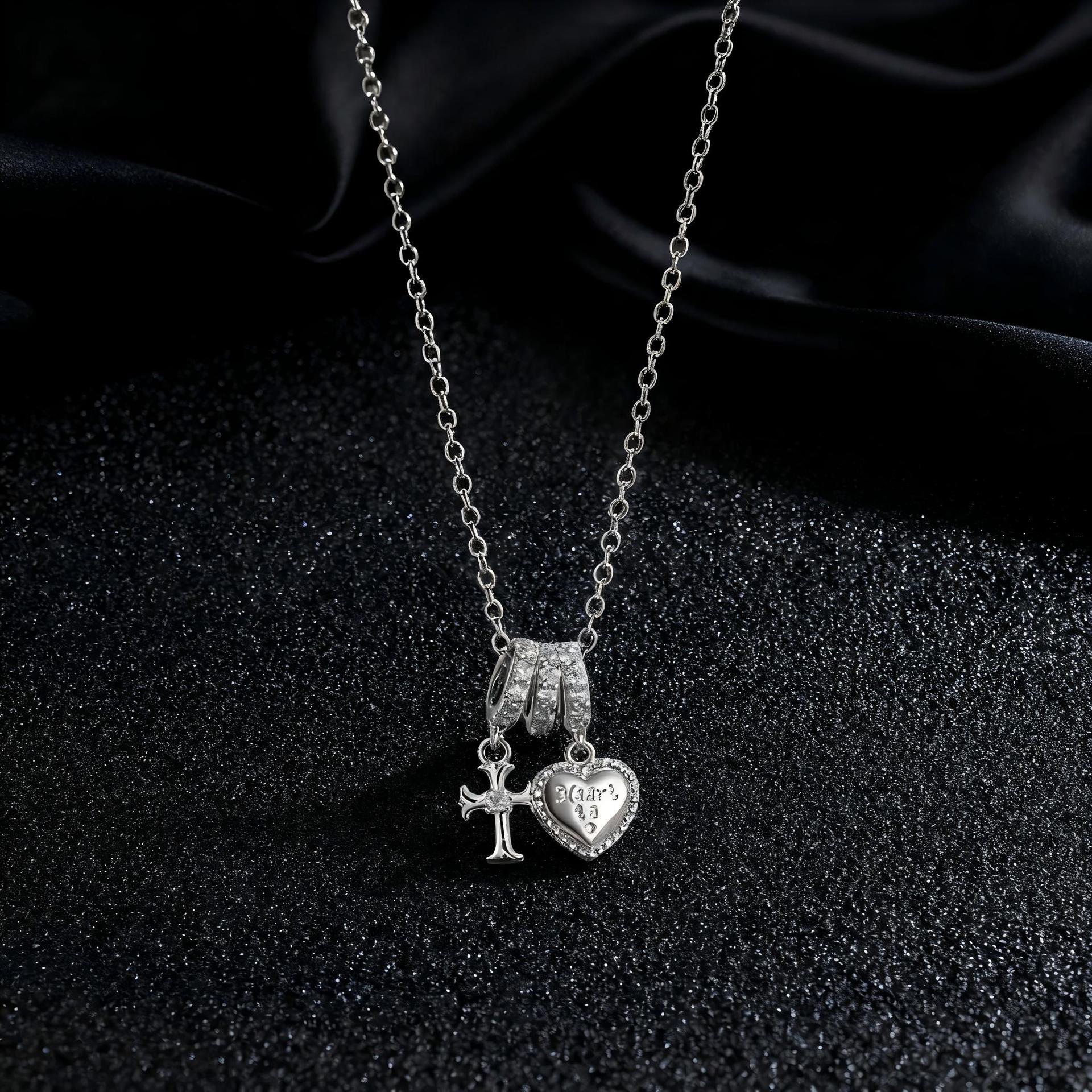 

Exquisite Heart Pendant Necklace For Women Fashionable And Luxurious Choker Collarbone Chain Versatile Elegant Jewelry