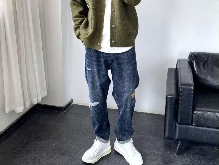 Men's Japanese Round Neck Cardigan: Spring/Fall Hong Kong Style Knit Sweater, Simple Loose Fit, Thick Sweater Coat