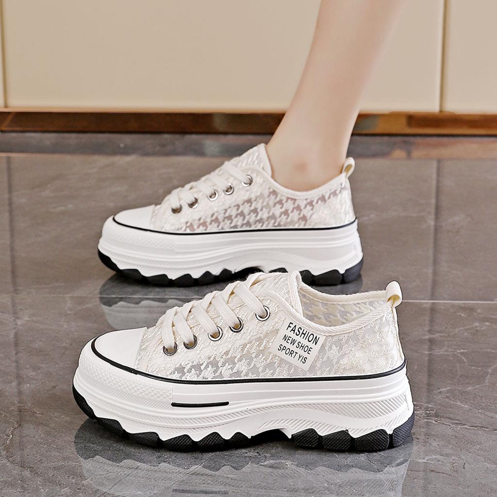 Spring new thick-soled heightening canvas shoes broken size special little white shoes Internet celebrity thin casual breathable board shoes
