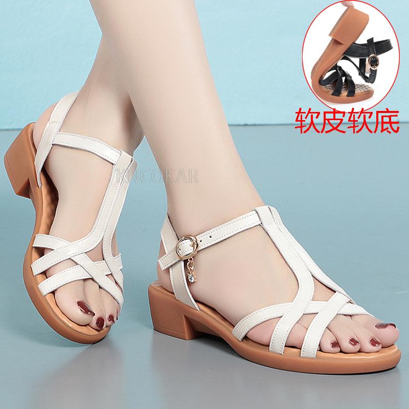 2025 Summer mother sandals low-heeled soft-soled women's sandals new flat leather Roman sandals hollow sandals large size