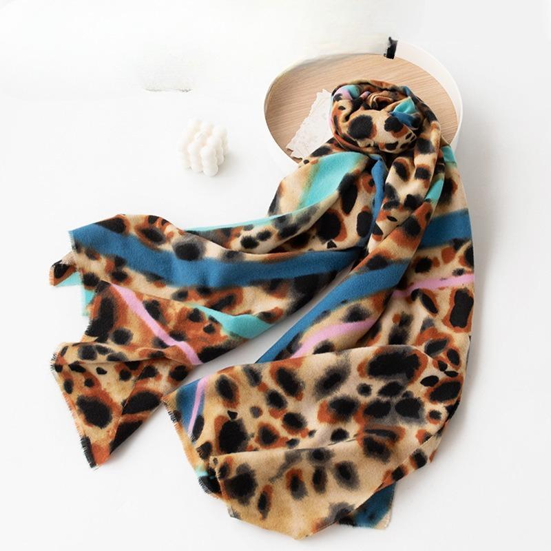 Imitation Cashmere Scarf Women's Autumn and Winter Scarf High End Blue Edge Yellow Brown Leopard Print Versatile Warm Scarf