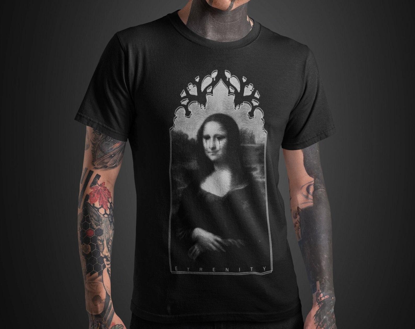 Gothic Mona Lisa T-Shirt: Enigmatic Dark Art Tee 2XL