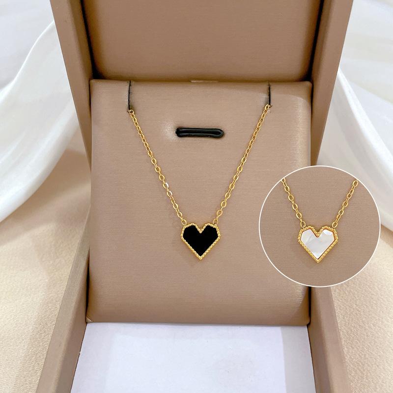 Cold Wind Love Fritillary Minimalist Wind Furnace Real Gold Necklace Female Collarbone Chain