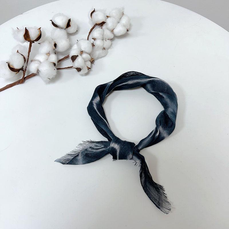 Retro Small Plaid Linen Square Scarf Literary And Versatile Women'S Summer Neck Protection Small Silk Scarf Scarf Accessories