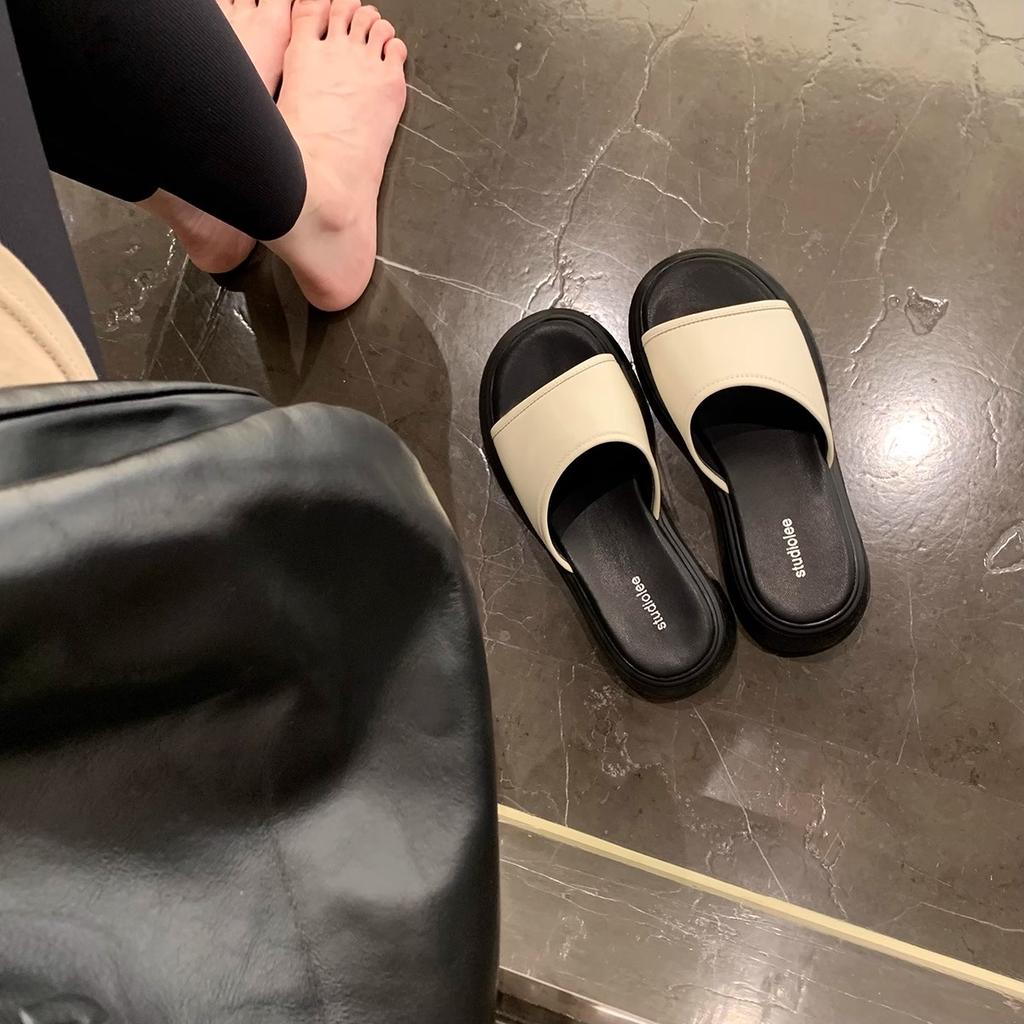 Spot Second Hair! Fashion Versatile New Korean Version of Calfskin with Casual Platform Slippers Women's Sandals Outside
