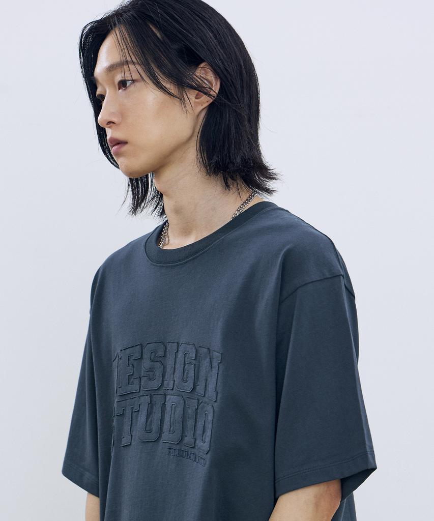FILLUMINATE Applique Studio T-Shirt - Navy