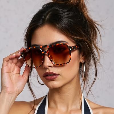 New Women Square Sunglasses Leopard Print Gradient Lenses Lightweight Fashion Eyewear