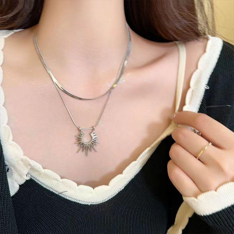 2024 Vintage Double-Layer Pearl Necklace with Heart Pendant