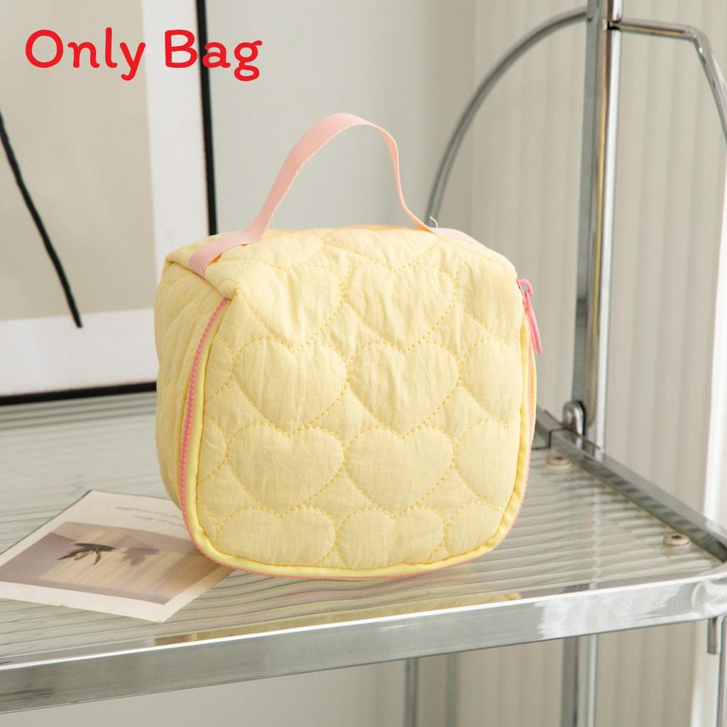 Cute Heart Pattern Makeup Bag With Breathable Polyester For Travel And Home Use