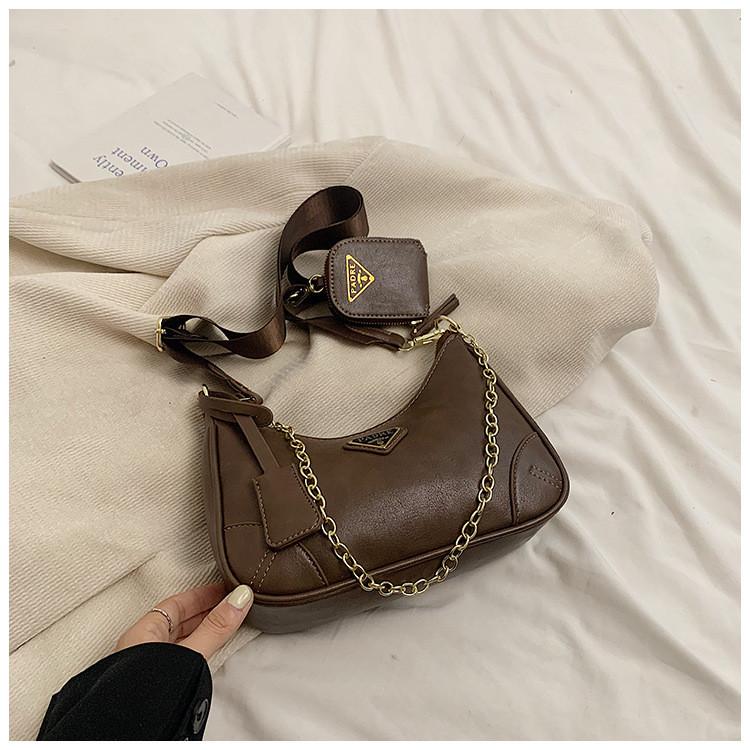

Stylish 2024 Autumn New Trendy Minimalist Crossbody Bag For Women With Chain Strap світло-коричневого кольору
