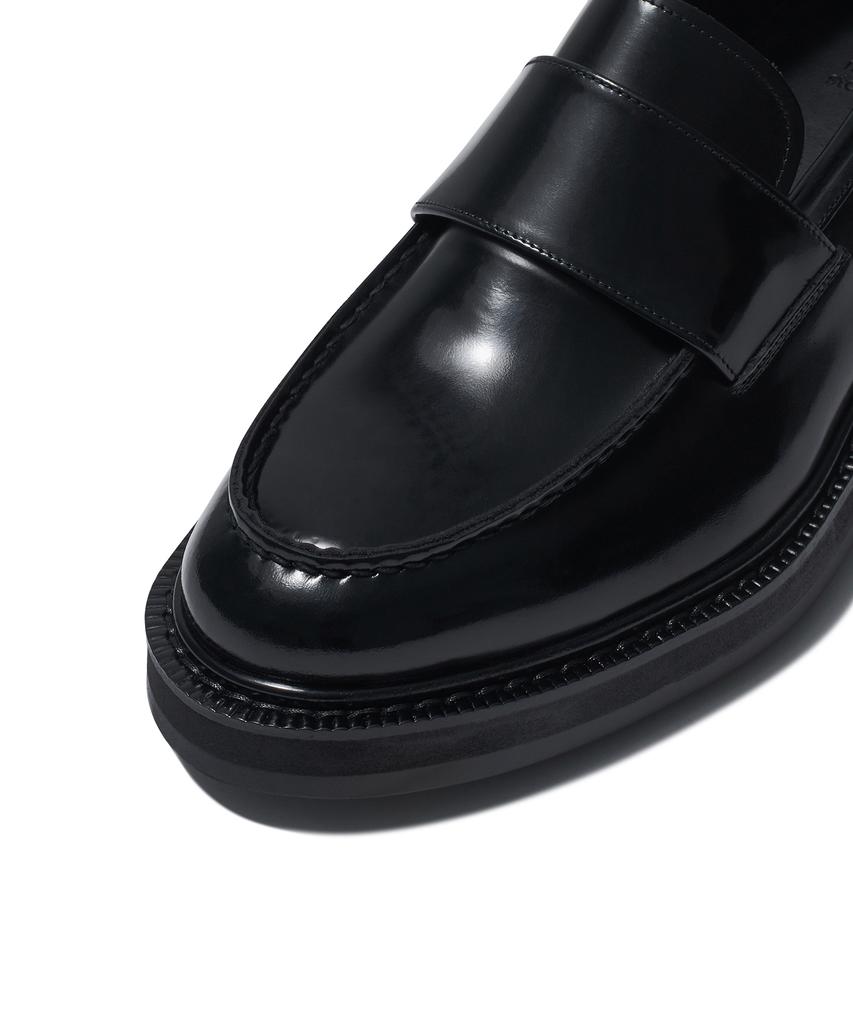 Musinsa Standard Bold Moc Toe Loafers [Black]