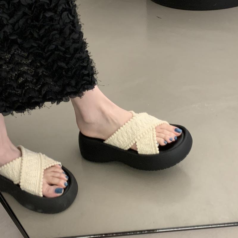 Slippers Women Wear New Beach Shit Vacation In Summer, Step On One-word Thick-bottomed Cool Slippers