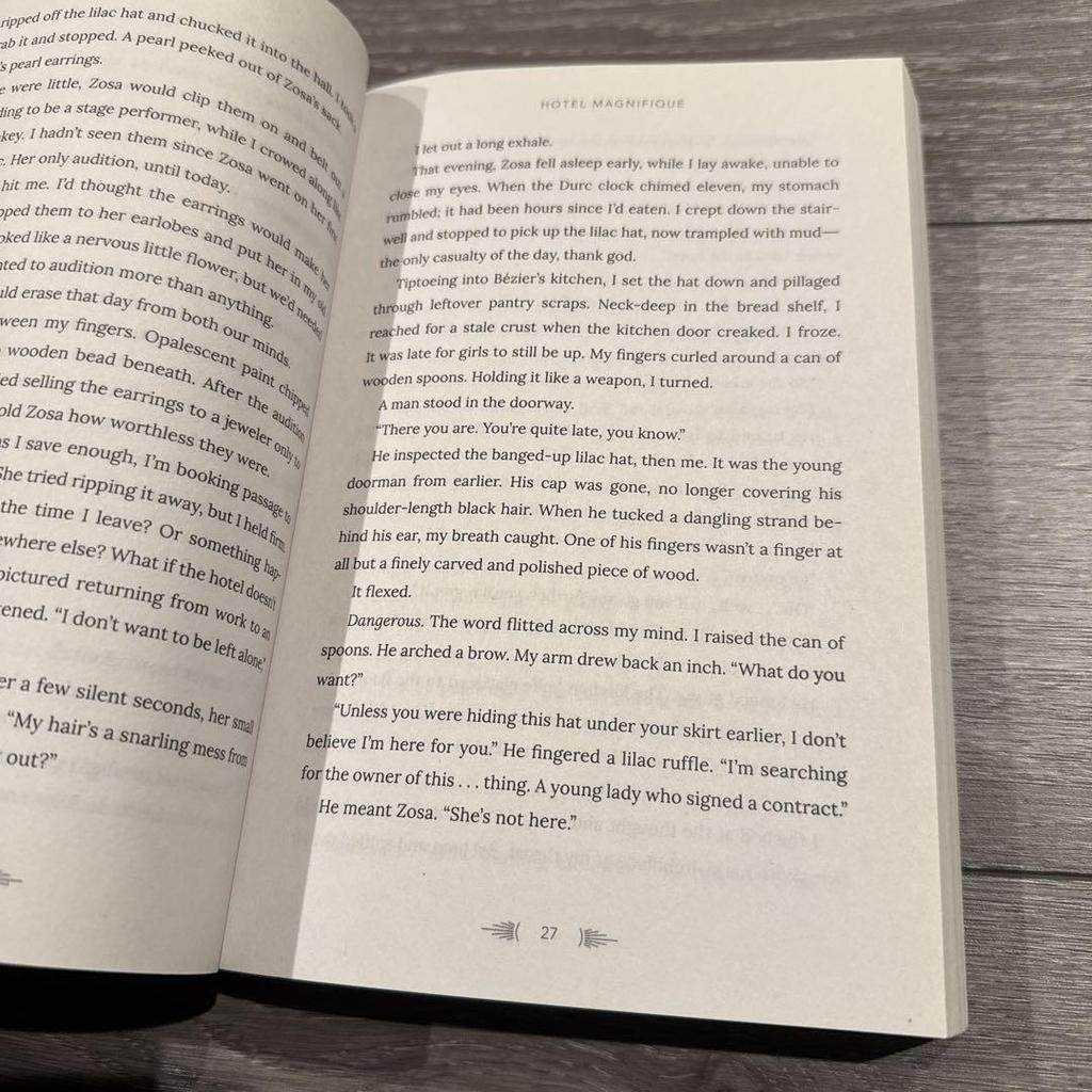 [USED] Hotel Magnifique