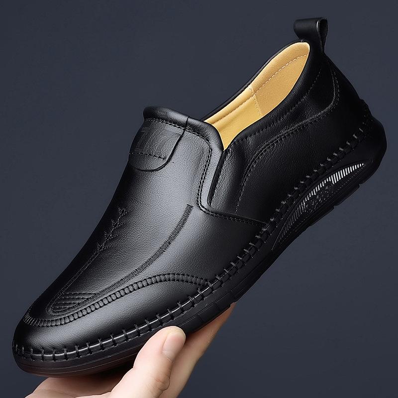 Men Loafers Korean Style Soft Leather Slip-on Shoes Man Daily Casual Lazy Shoe Boat Shoes Soft Non Slip Vulcanized Shoes