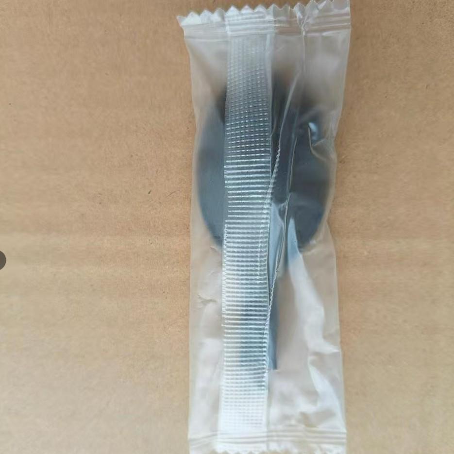 New Year Special: Individually Wrapped Foldable Food-Grade Spoon for Yogurt & Dessert
