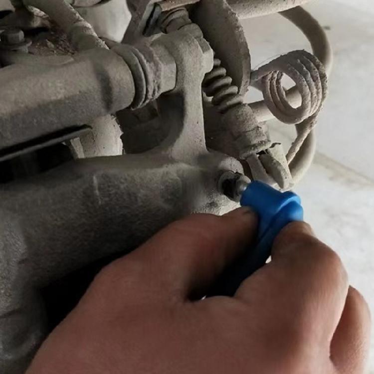 Quick Release Automotive Brake Fluid Transfer Adapter With Thickened ABS Construction 5 Size Option For Various Vehicles