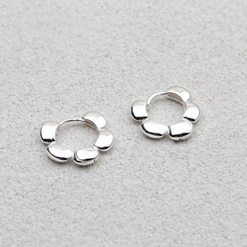 Women's Accessories Round 5-Petal One-Touch Earrings
