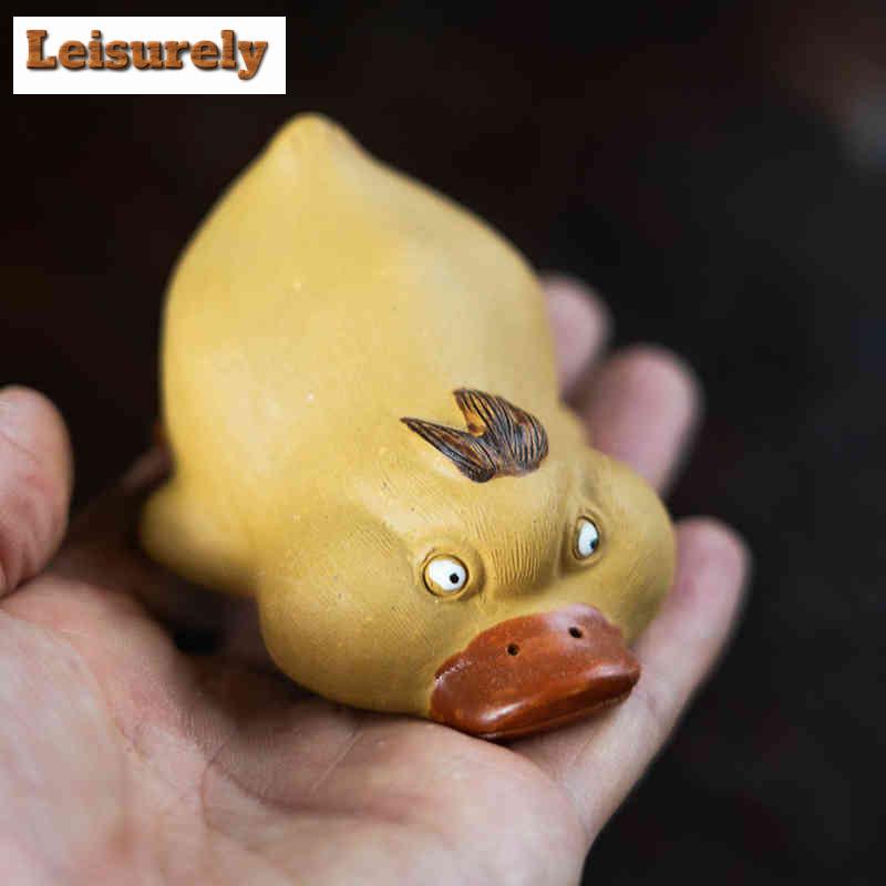 Yixing Zisha Cute Little Yellow Duck Tea Pet Elegant Fish Tank Landscaping Tea Figurine Play Toys Tea Statue Ornaments Craft