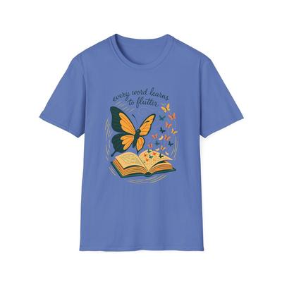 Unisexowy T-shirt Softstyle, Magiczna grafika książkowa z motylem, Kapryśna koszulka do czytania