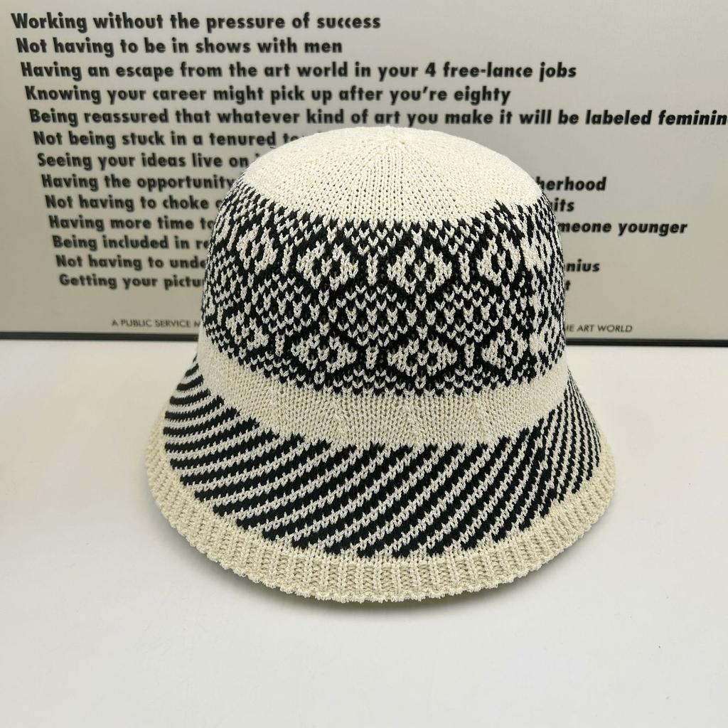 Sweet Double Spell New Knitted Hat Women's Summer Fashion Show Washbasin Hat Travel Shopping Breathable Bucket Hat