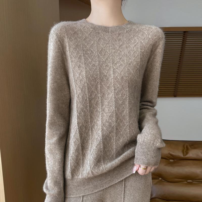 Updated Seamless One-line Cardigan Round Neck Floral Pullover Wool Knit Top for Women