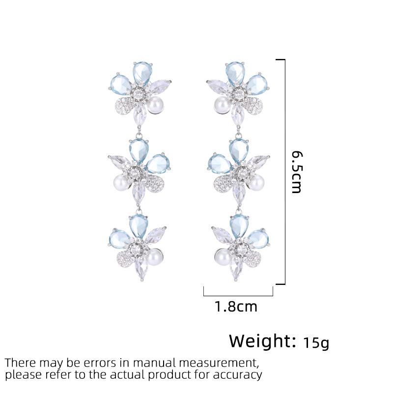 Women's Light Luxury Design Elegant Flower Imitation Pearl Long Earrings Fashionable And Versatile Niche Design Earrings