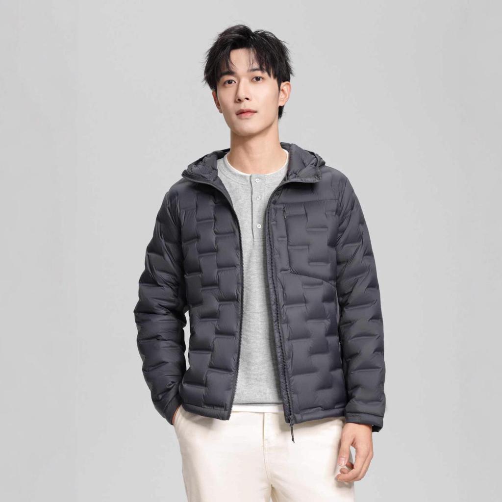 2025 Men's Lightweight Hooded Down Jacket: 90% White Duck Down, Portable & Versatile for Winter