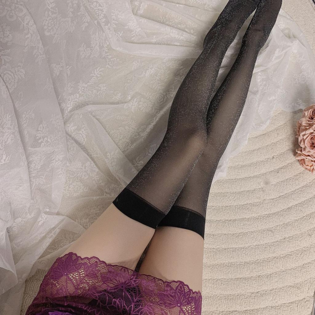 Sexy stockings Sexy pearlescent sexy socks High tube socks Gypsy silver silk bright stockings Black stockings