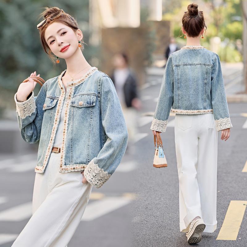 

Весенняя женская джинсовая куртка с бисером и кружевом 2025: Стройнящий, Универсальный Стиль с Круглым Вырезом XL (120-135 jin)