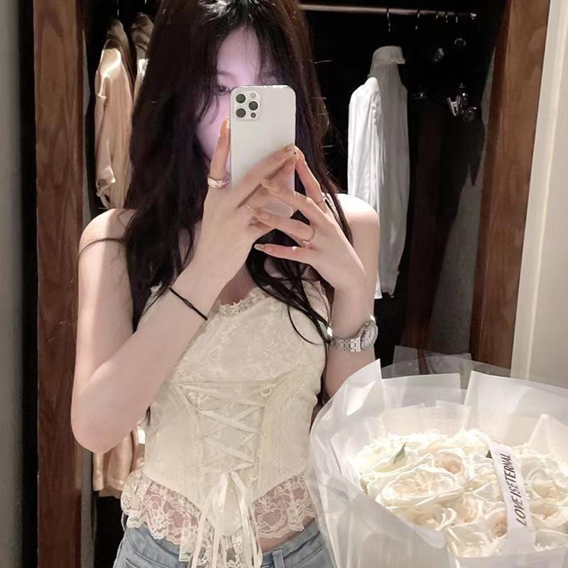 New fashionable and sexy slim fit small suspender lace vest women's strap waist design fishbone Spice Girl short inner fit