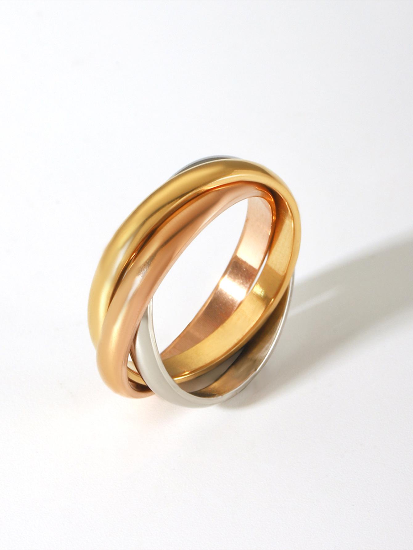 

Глянцевое трехцветное трехкольцевое унисекс украшение Size 10