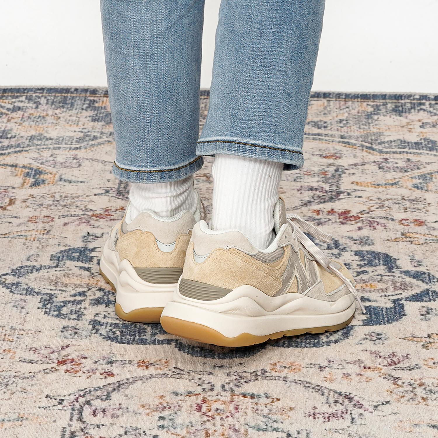 Кроссовки унисекс New Balance 57/40 Unplugged Pack Greige Серо-бежевые M5740UP 38 — фото 8