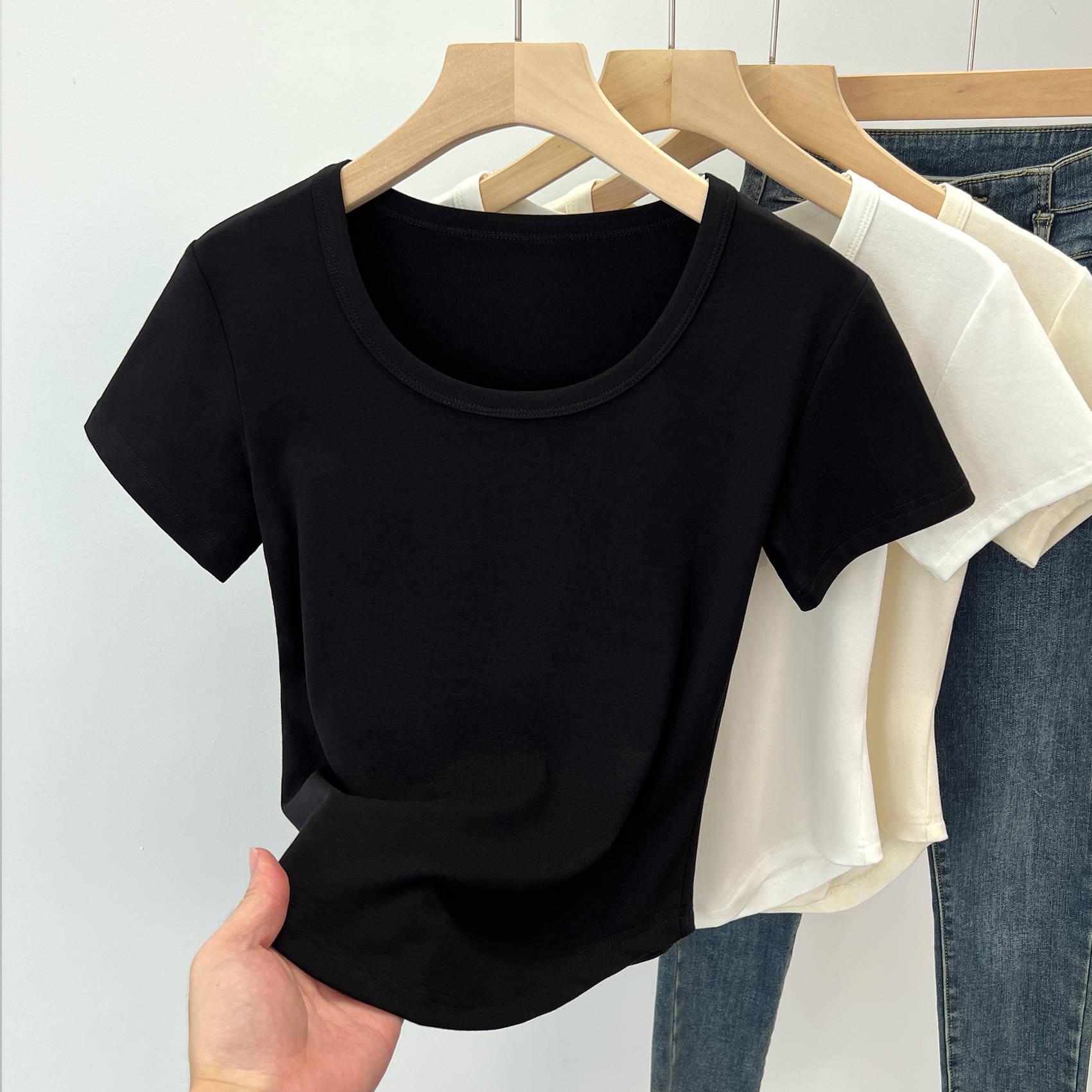 

Женская облегающая хлопковая белая футболка с U-образным вырезом, короткими рукавами, сексуальным изогнутым подолом, прямыми плечами, в стиле горячей девушки. M (93-113 jin) чёрный