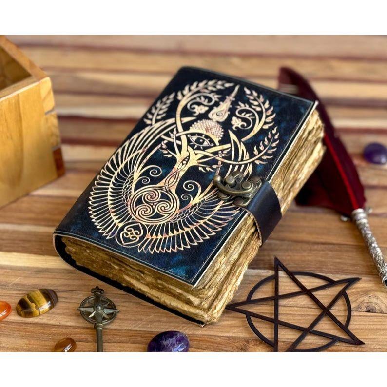 

Кожаный блокнот ручной работы с бумагой с необрезанным краем, гримуар с третьим глазом, антикварный пустой блокнот для заклинаний, Викканский блокнот 7 x 5 in