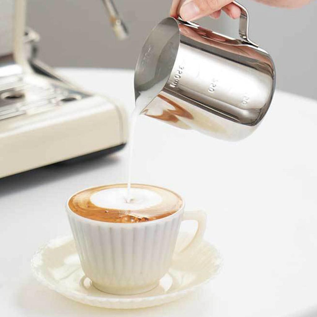 Milk Frothing Cup Stainless Steel Eagle Spout Milk Froth Pitcher 350ml Coffee Steaming Pitcher with Scale for Cafe