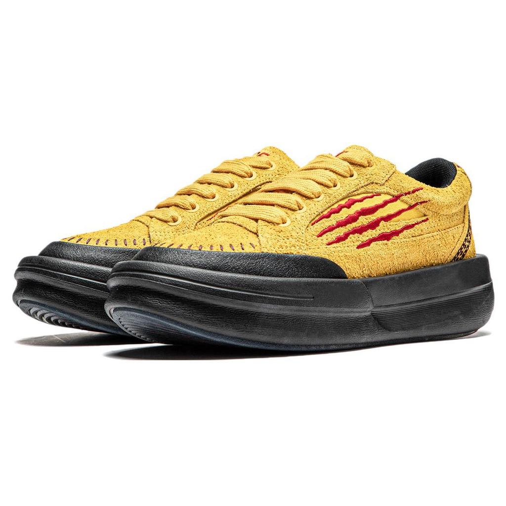 LIXIAOLONG x Li Ning Gongfu YANG Cushioning, Wear Resistant Low top Casual Shoes Unisex Bee Yellow AZGU023-1