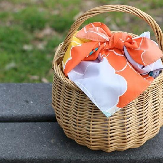 Furoshiki Aqua Drop Recycle finish that can even carry Comes in a Musubi exclusive gift box Klam Peony Musubi Gift100cm (Wrapping Cloth)