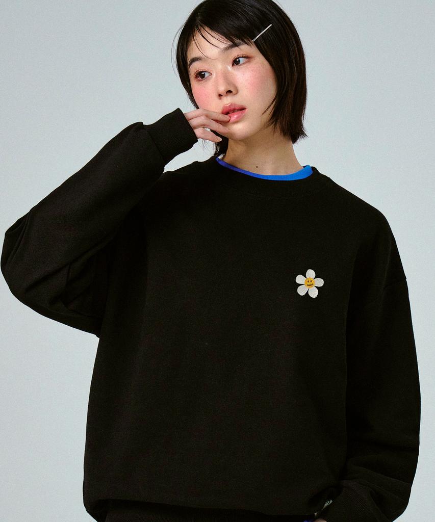 GRAVER [Unisex] Flower Dot Embroidered Sweatshirt_2 Colors