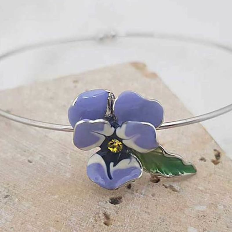 Ollia Pansy Flower Daily Point Fashion Bracelet