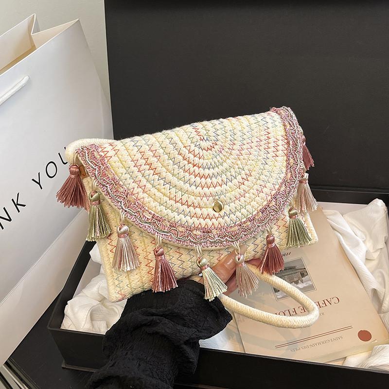 Summer Trend Small Saddle Bag With Seamed Design For Street Fashion Look