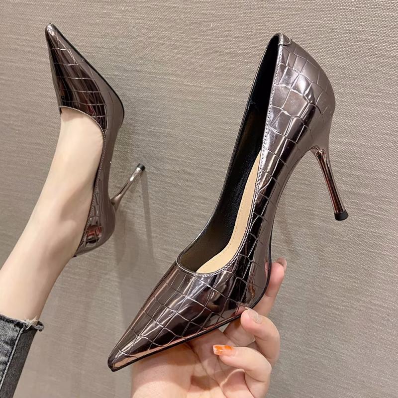 Fashion Women Shoes 2025 New Metal Stone Pattern Women Pumps Fashion High Heels Women Shoes Stiletto Sexy Wedding Shoes