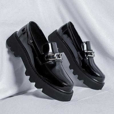 İngiliz Küçük Deri Ayakkabılar Erkek Patent Deri Tek Pedallı Atış Loafer'lar Bahar Yeni Platform Tek Ayakkabılar 18625-R