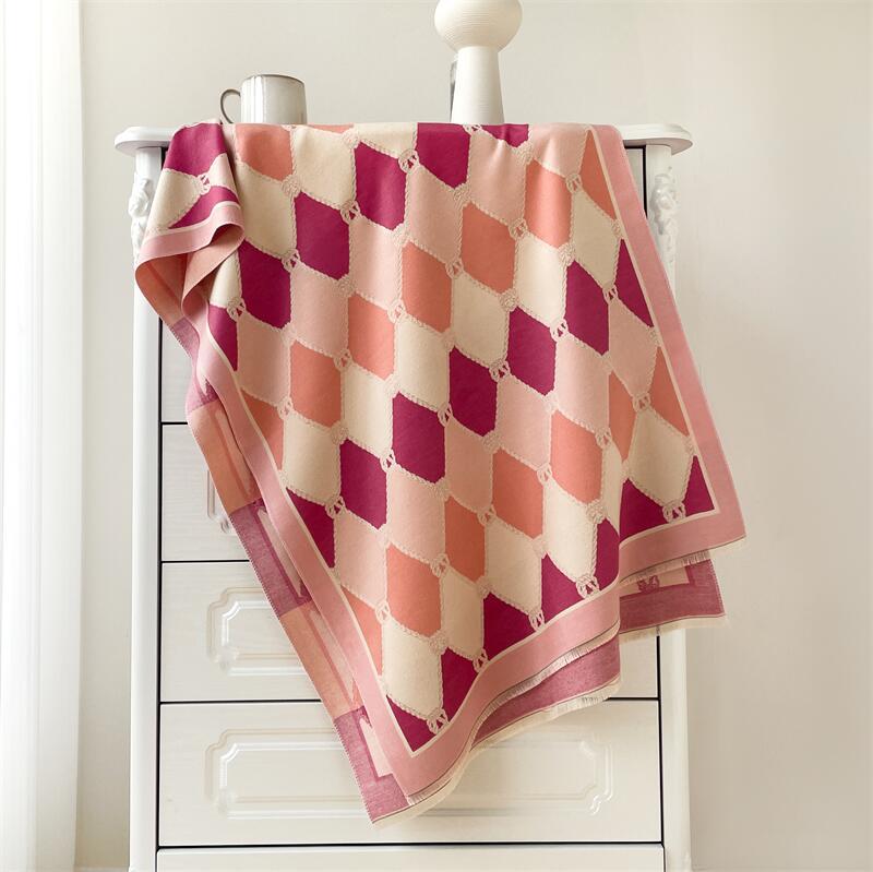 New color matching rhombus plaid imitation cashmere scarf women's versatile thickened thermal air conditioner shawl scarf