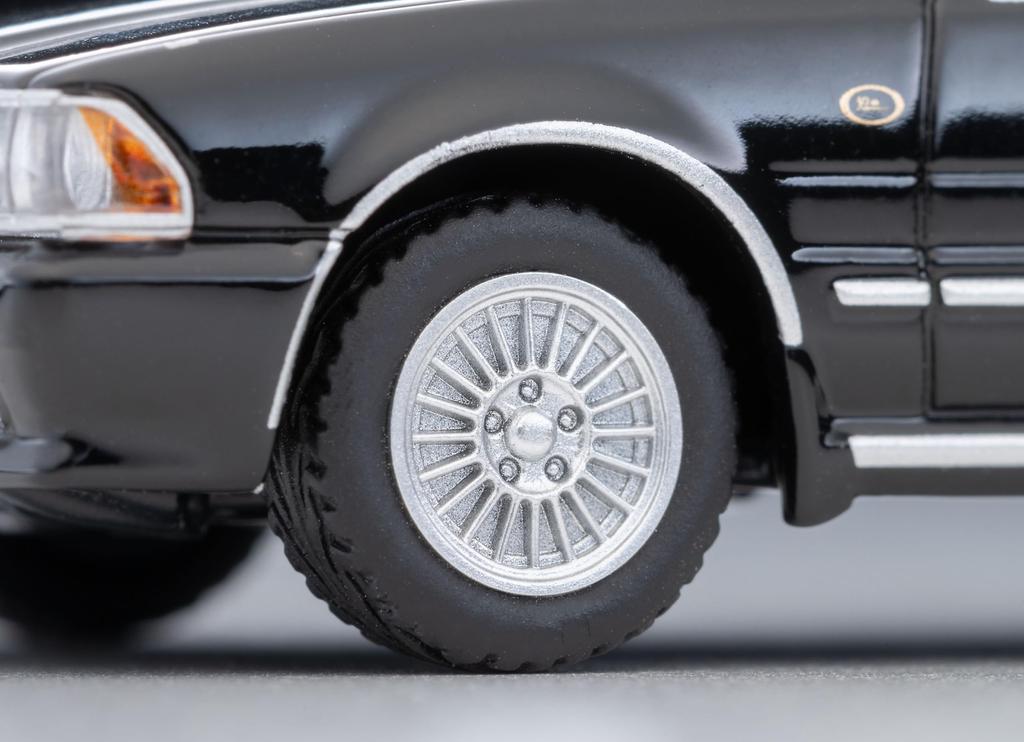 TOMYTEC Tomica Limited Vintage Neo 1/64 Scale LV-N368a Nissan Cedric HT V20 Twin Cam Turbo Gran Turismo Black SV 1990 Model (Finished Model) 337881