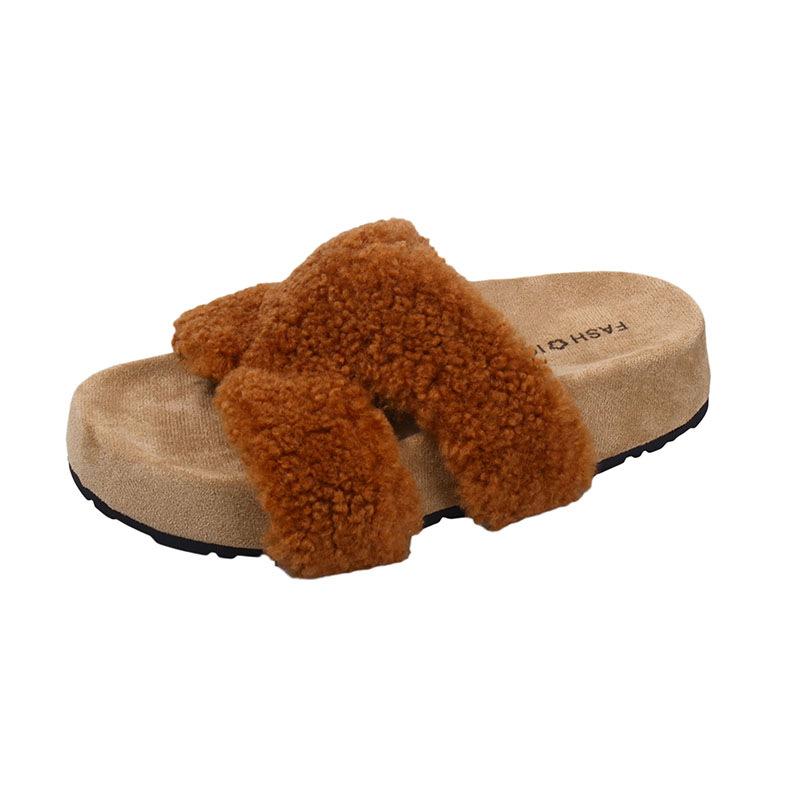 High-value soft-bottomed fluffy slippers for women's outer wear 2025 new autumn and winter flat-bottomed wool rolls at home with cotton mops